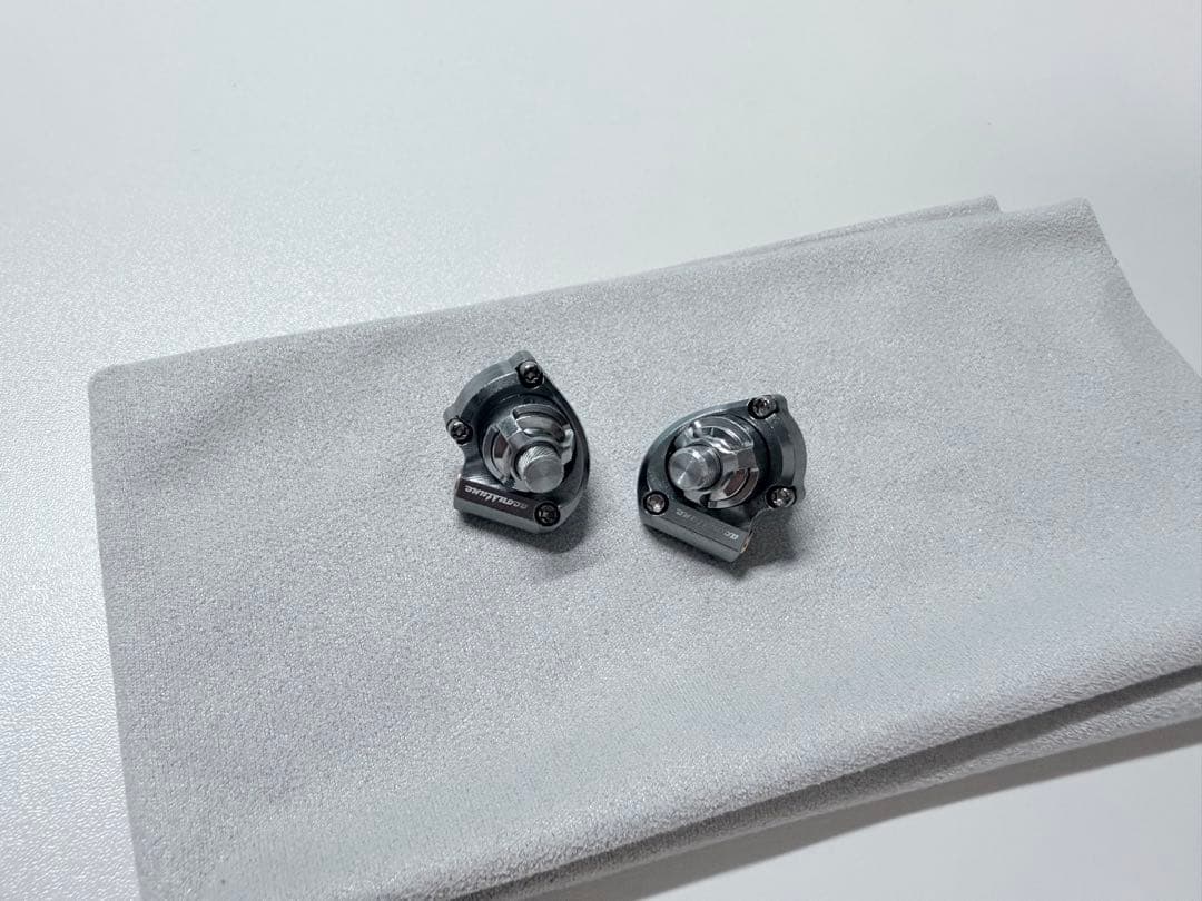 acoustune HS1670SS ガンメタx シルバー　　おまけ付き