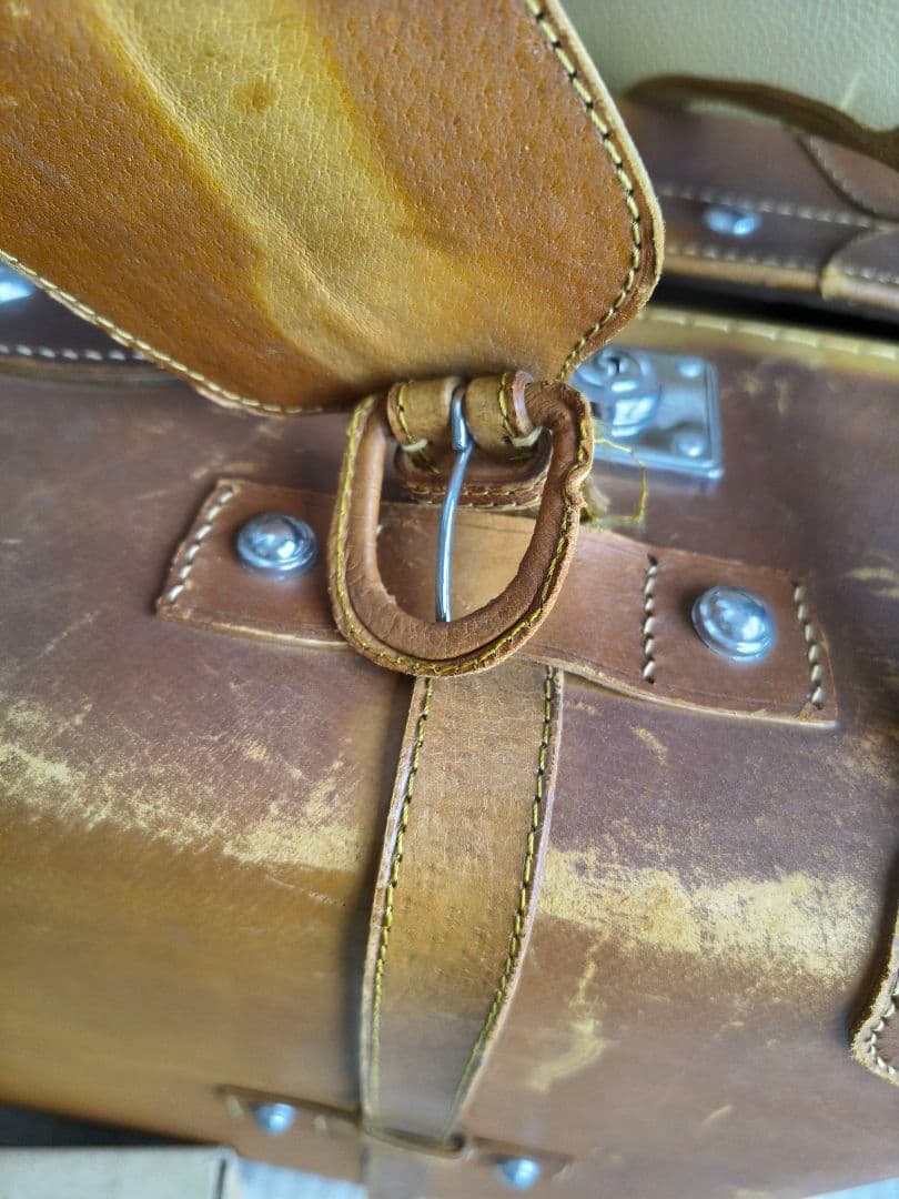 特大　トランク　ケース　アンティーク　ヴィンテージ　レトロ　昭和　本革　レザー