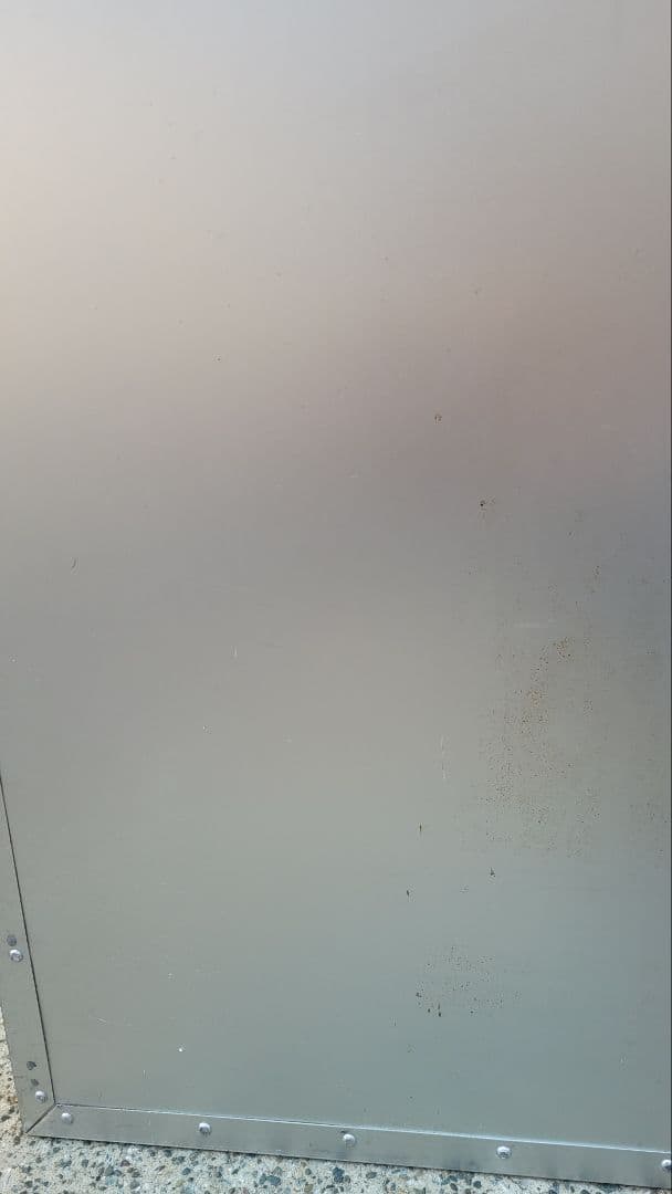 アルミ製犬ケージ 約79cm x 48cm x 69cm 2頭入り