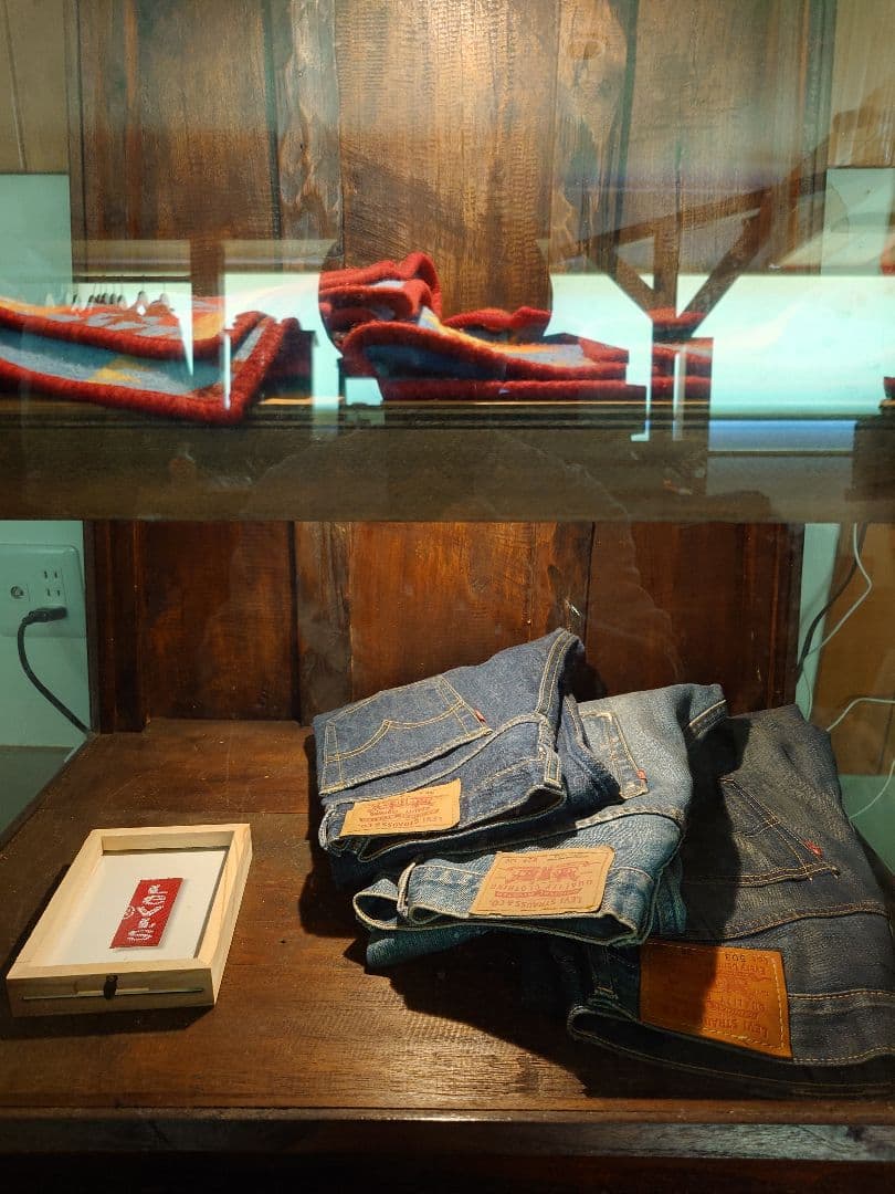 店舗什器　ビンテージ　ショーケース　引き取り限定