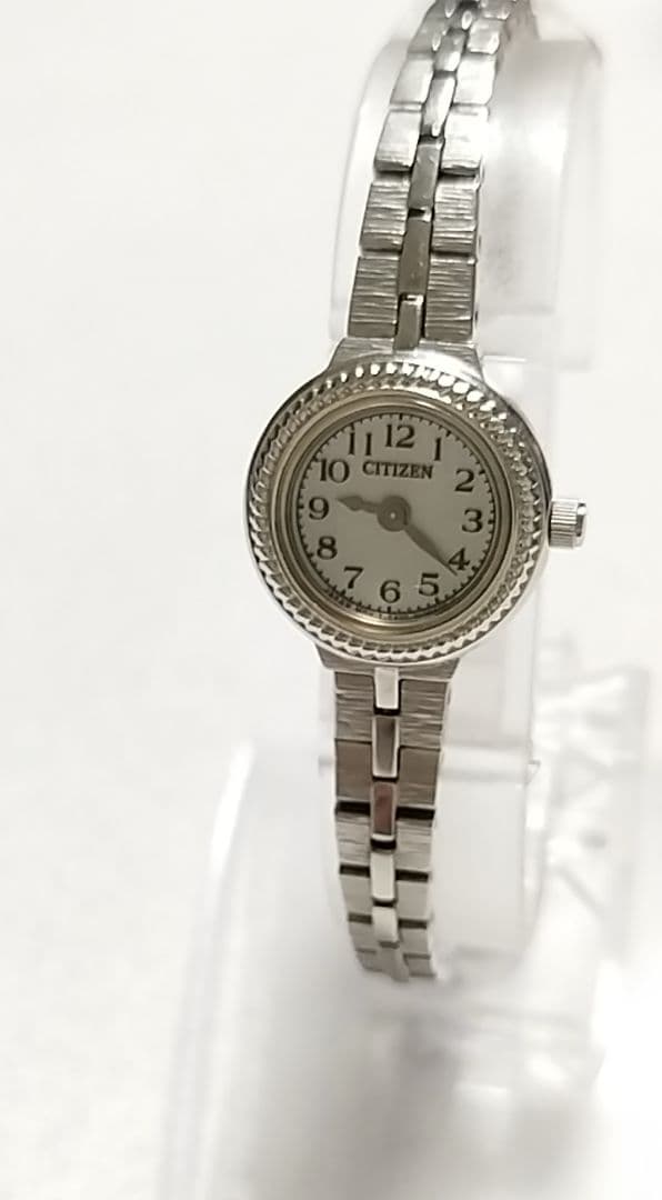 【極美品】シチズン　kiiキー　エコドライブ　シェル文字盤