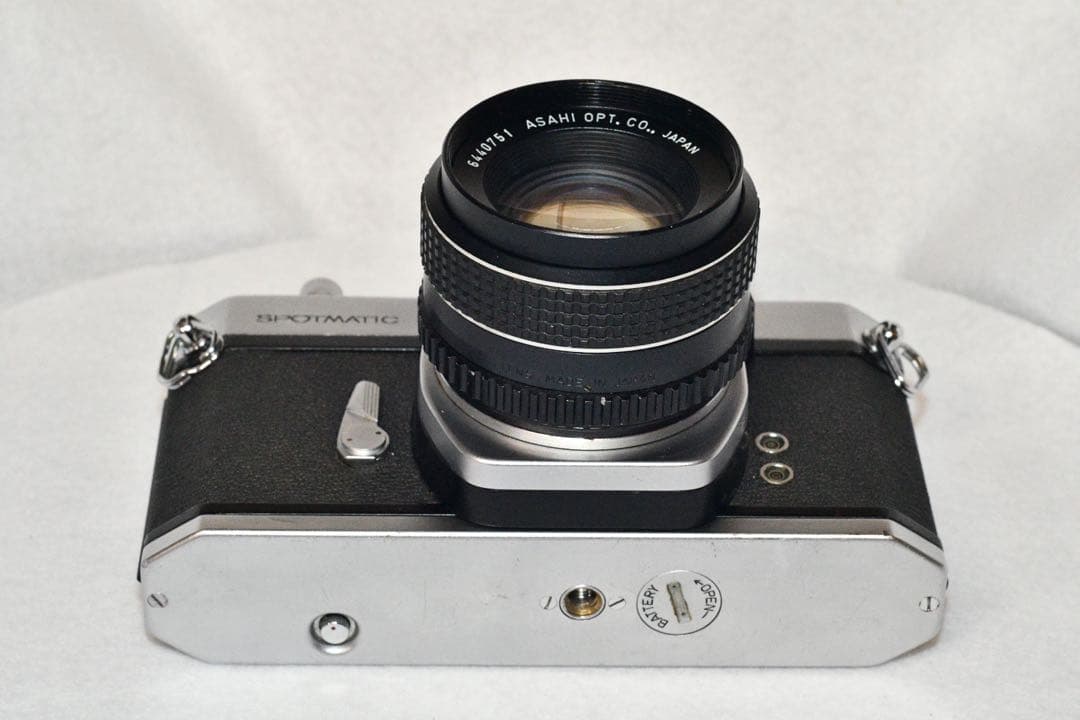 《動作品》pentax sp + 標準レンズ55mm f/1.8