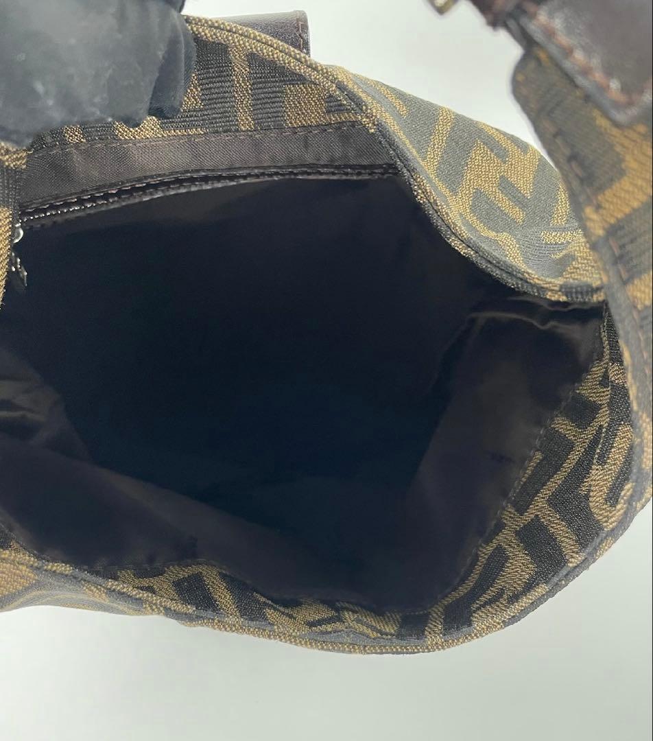 【FENDI/フェンディ】ズッカ柄 マンマバケット ショルダーバッグ