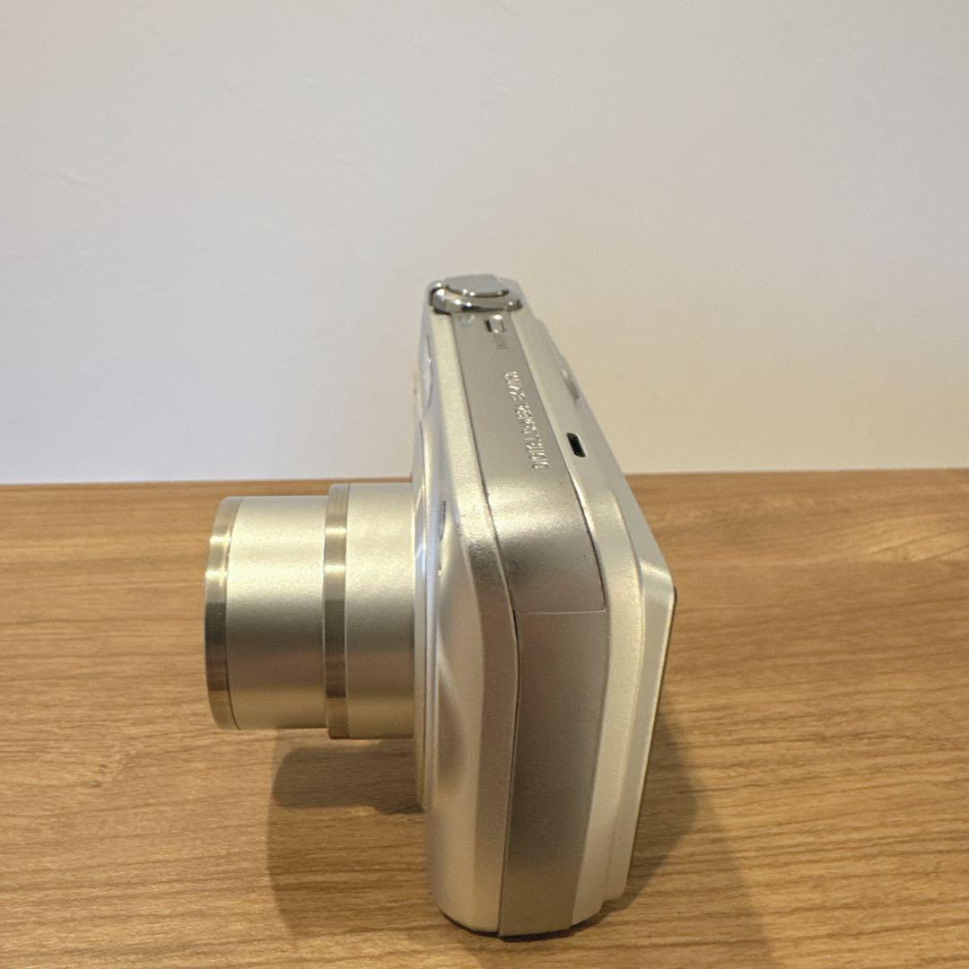 CASIO EXILIM EX-Z1050 コンパクトデジタルカメラ