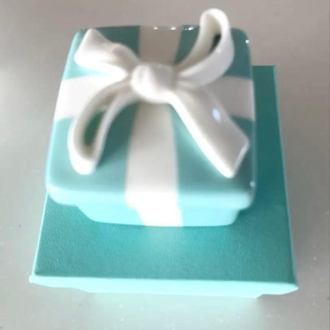Tiffany & Co. ギフトボックス型アクセサリーケース