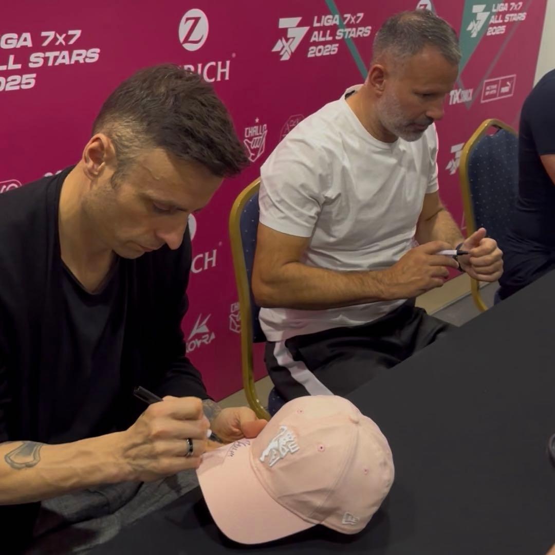 【本物】　ベルバトフ　直筆サインユニフォーム