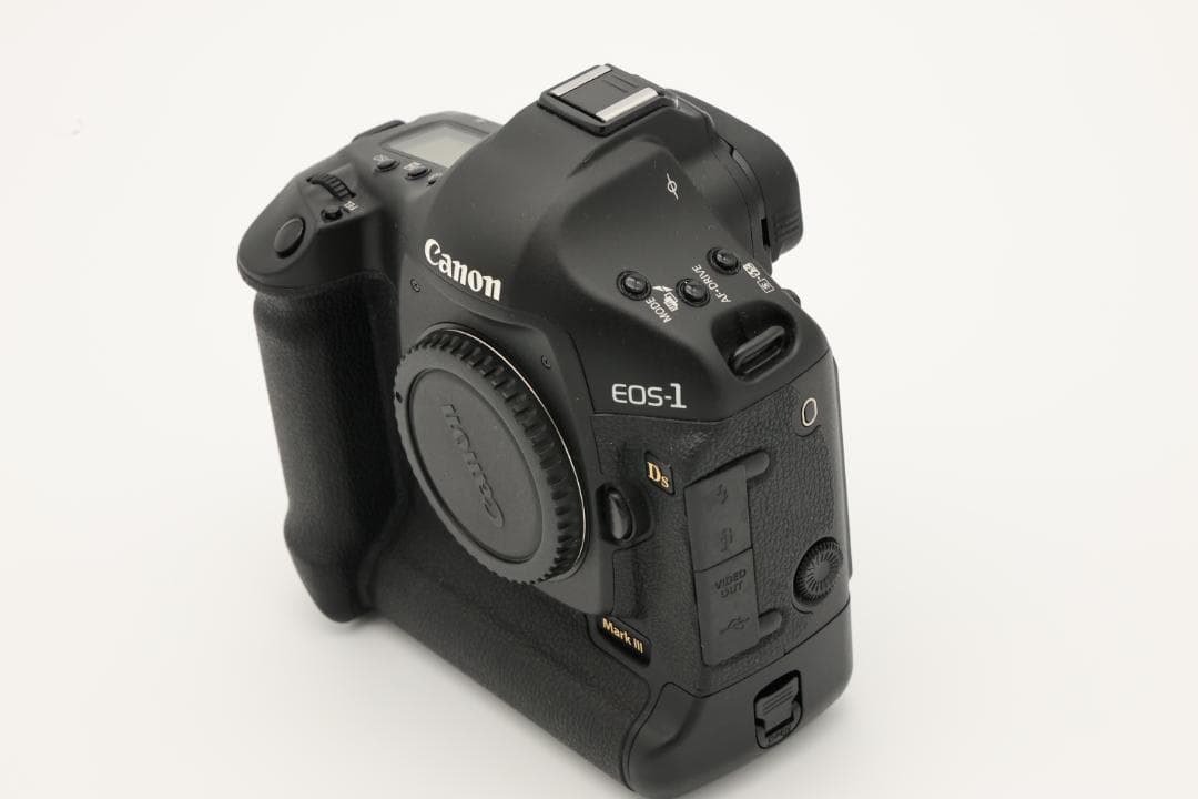 Canon EOS-1Ds Mark III デジタル一眼レフ