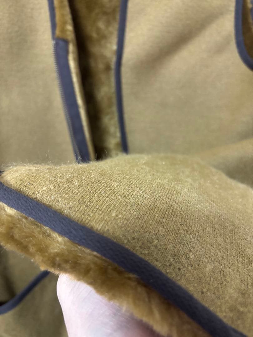 【サイズ42】Barbour フロントジップ ファーライナーベスト　AW23