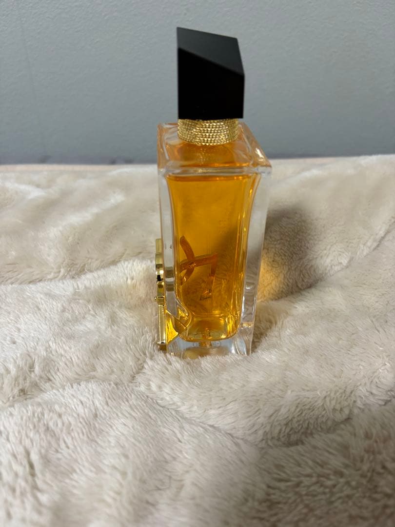 イブサンローラン　リブレ　　オーデパルファム90ml