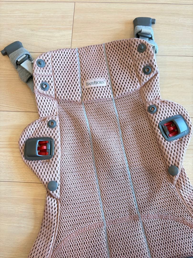 【ベビービョルン】ベビーキャリアハーモニー★ダスティピンク★専用バッグ付き★美品