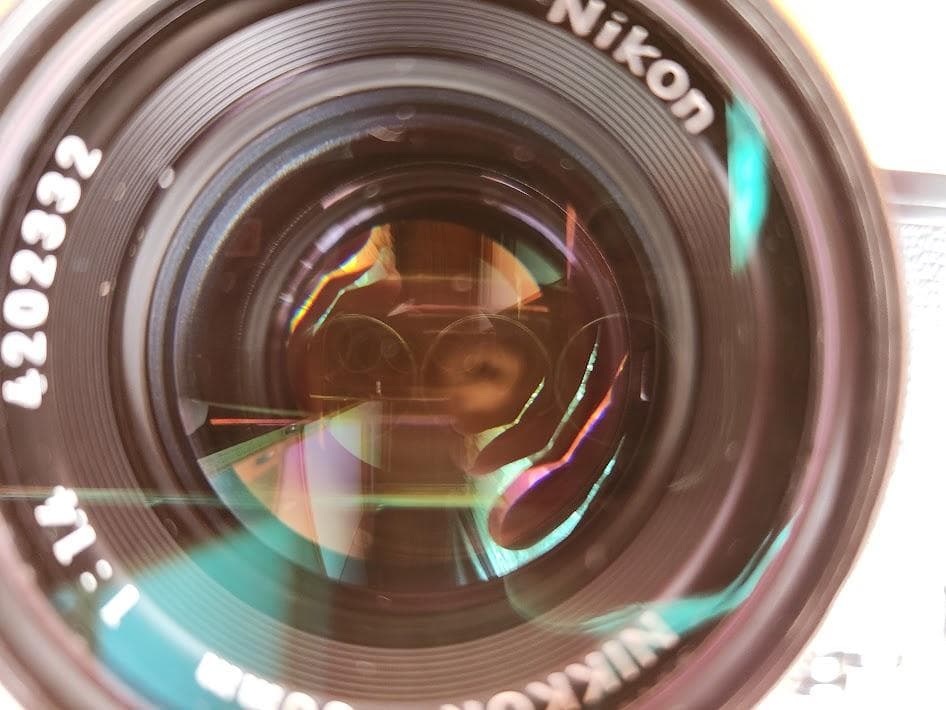 Nikon FE 一眼レフカメラ Nikkor 50mm f/1.4（中古）