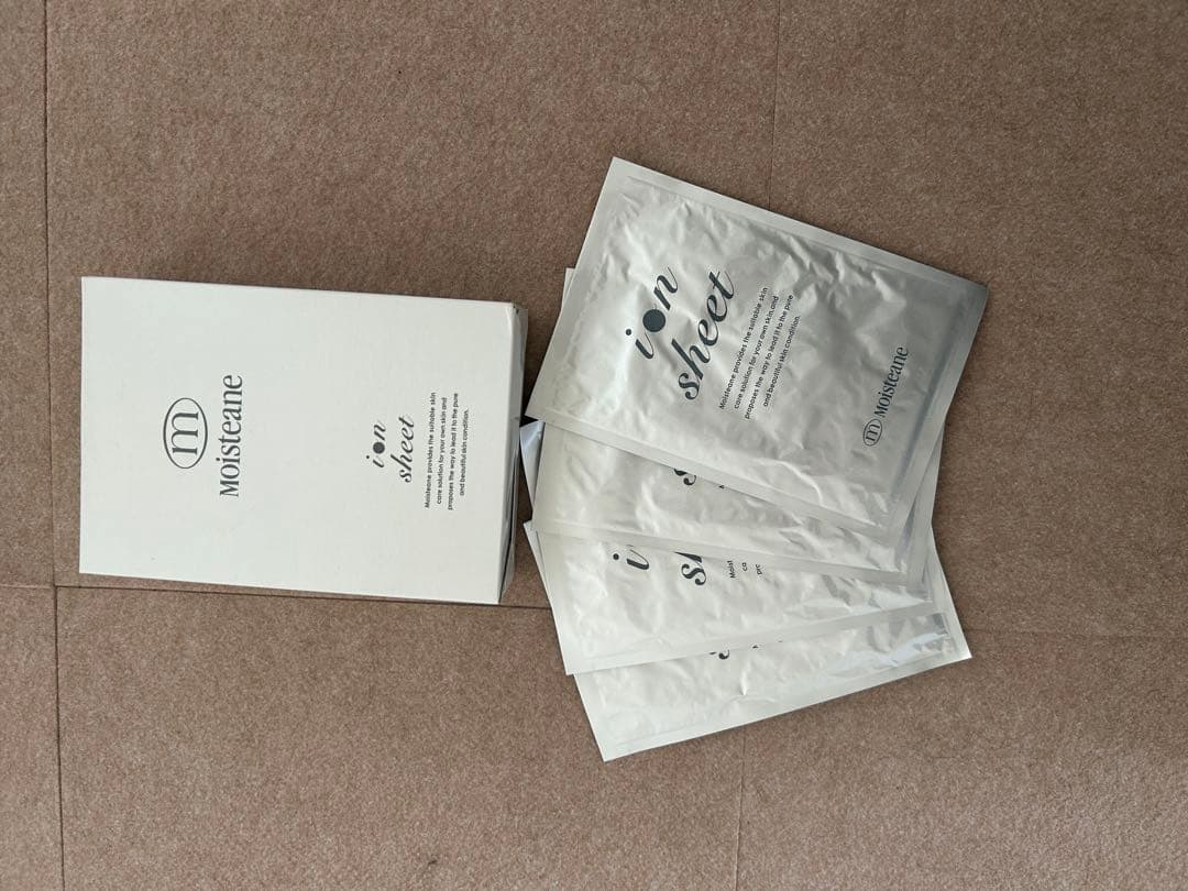 Moistureine 7 in 1 sheet 美顔器