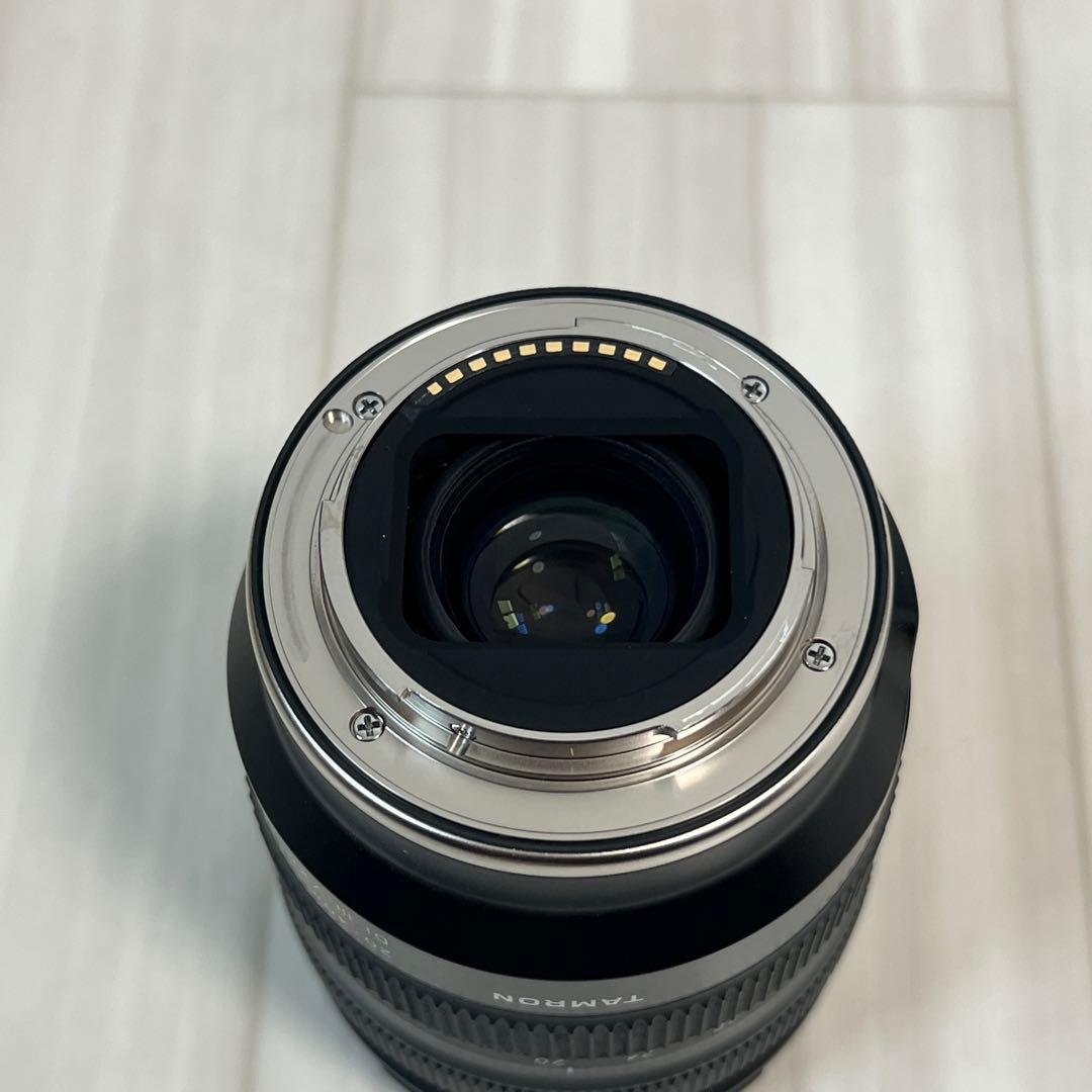 Tamron 20-40 f2.8 ズームレンズ