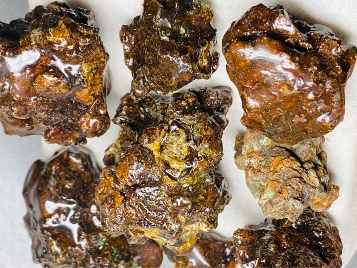 パラサイト隕石　原石　301g メテオライト　隕石　石鉄隕石