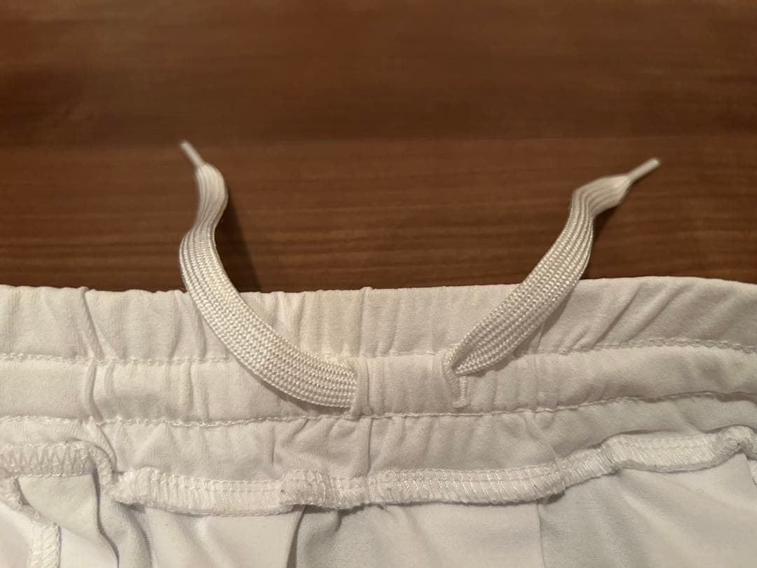 Admiral ホワイト プリーツスコート