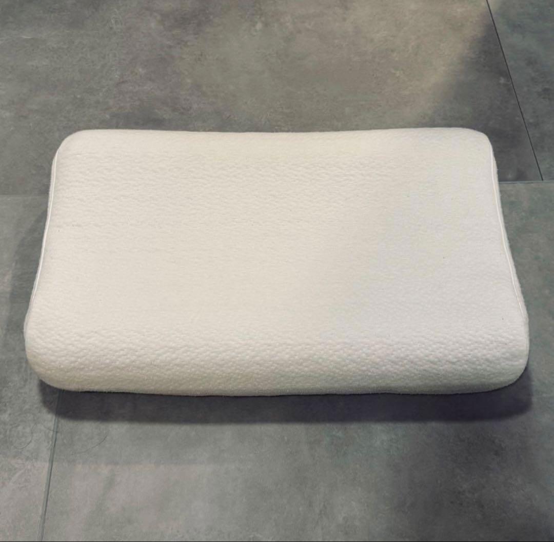 ヒツジのいらない枕　至極　カバー付き