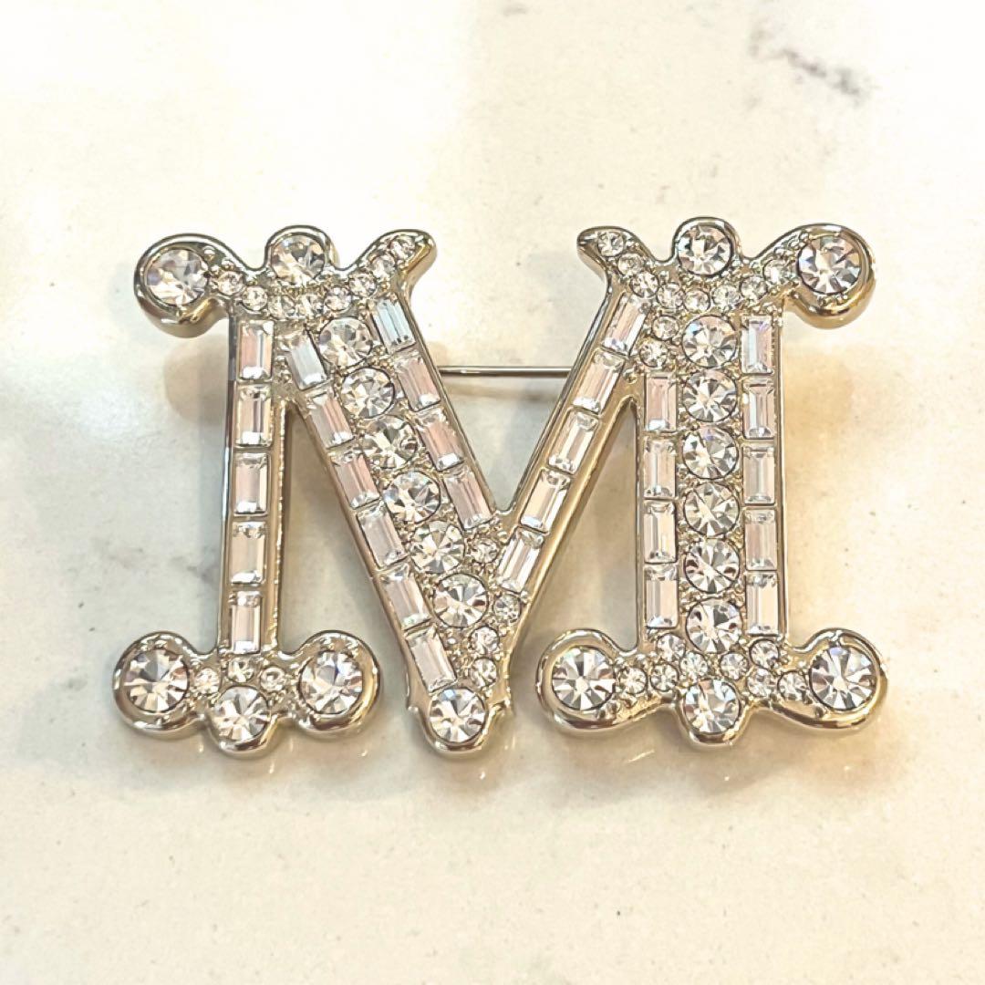 人気★MaxMara マックスマーラ Mロゴ クリスタルブローチ 【新品未使用】