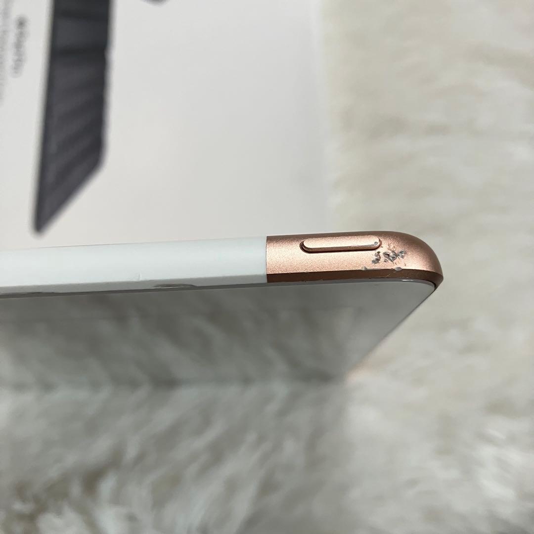【完動品】iPad 第6世代 128GB SIMフリー 【すぐ発送】【付属品】