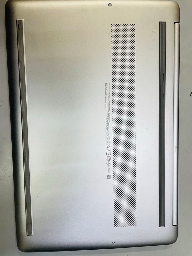 第11世代 Core i5 Windows11 SSD15.6型ノートパソコン