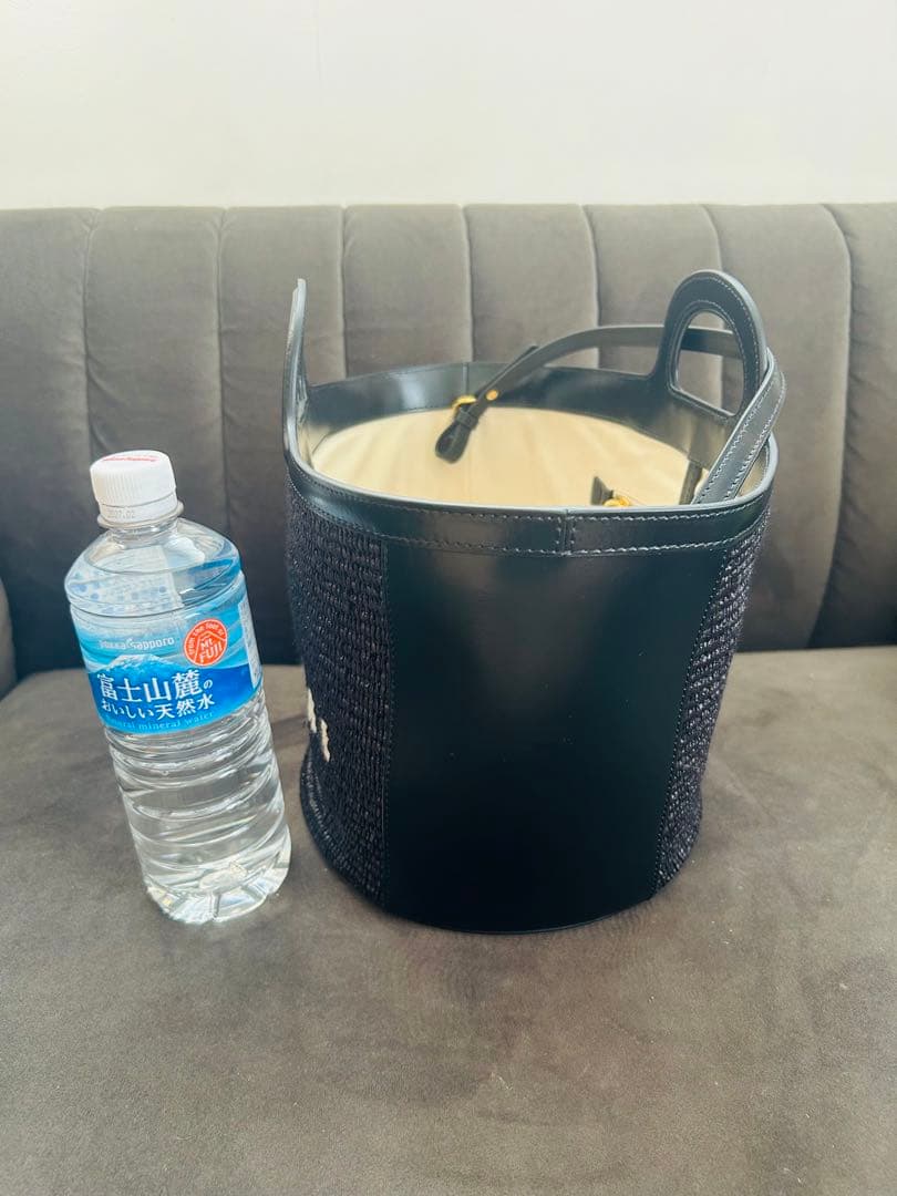 /MARNI ブラック かごバッグ/限定値下げ