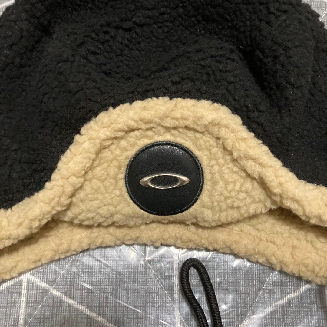 Oakley フライトキャップ ブラック/ベージュ