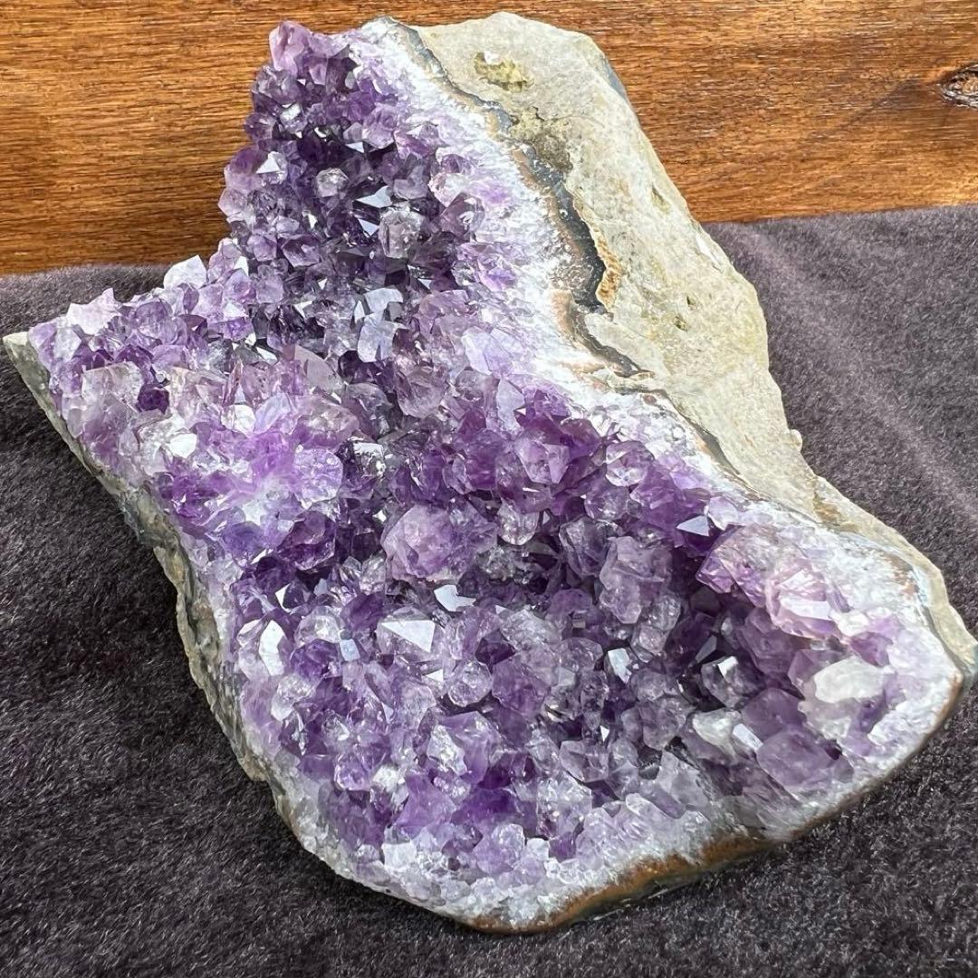 ✳️☆極上別格品☆神々しい美濃紫☆ウルグアイ産 アメジストクラスター 天然石 原石