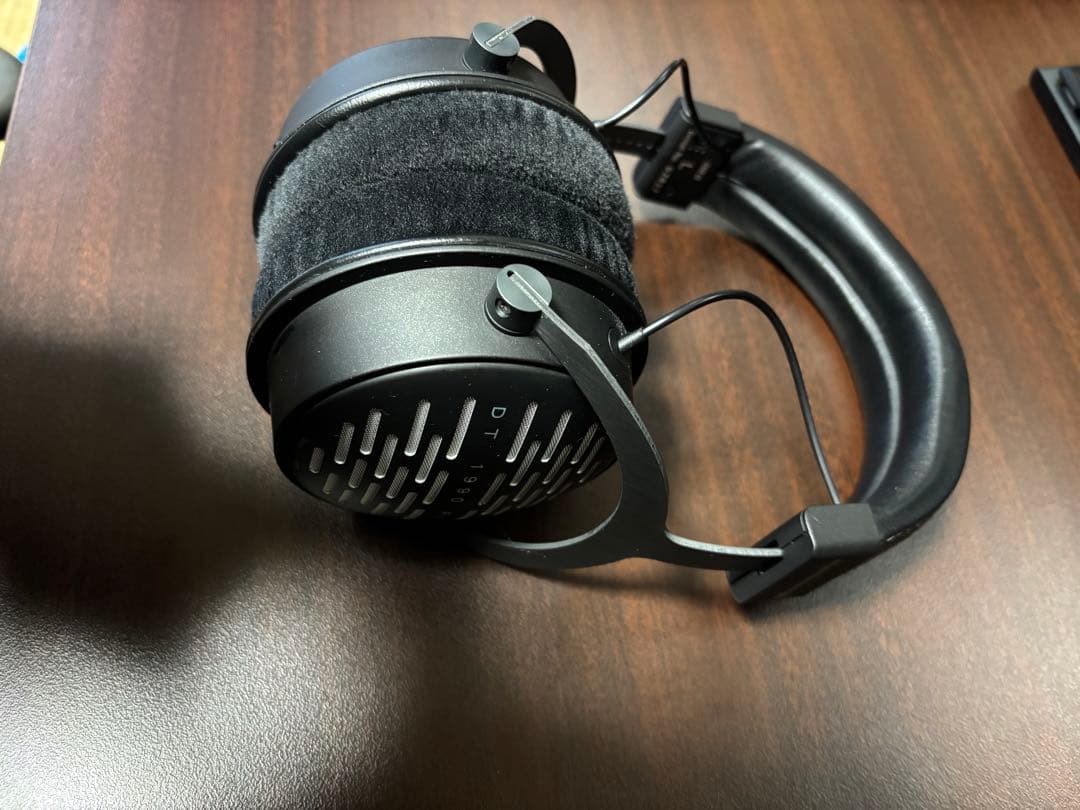 [美品] beyerdynamic DT1990PROモニターヘッドホン