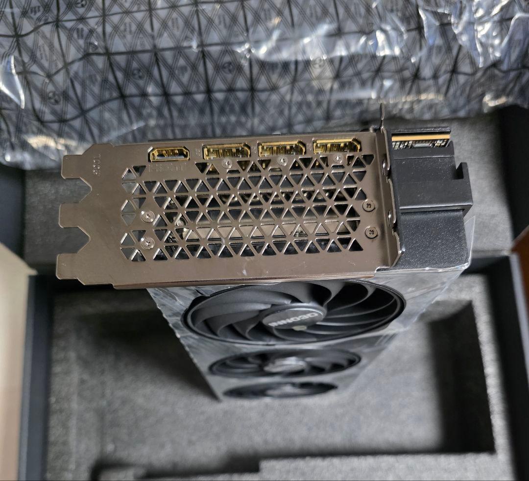 INNO3D GEFORCE RTX 5090 X3oc ジャンク