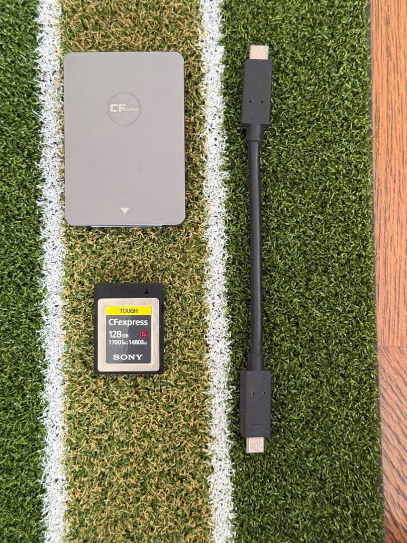 デジタルカメラ Nikon Z6 + NIKKOR Z 24-70mm f/4 S