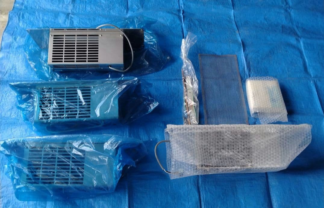 床下換気扇４台モイスコジャパン　コントローラー付　未使用