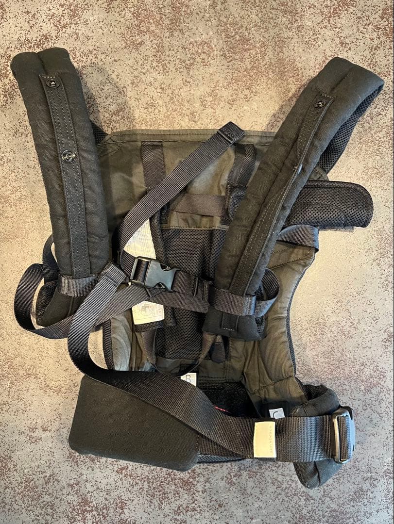 サンアンドビーチ　抱っこ紐　ブラックメッシュ