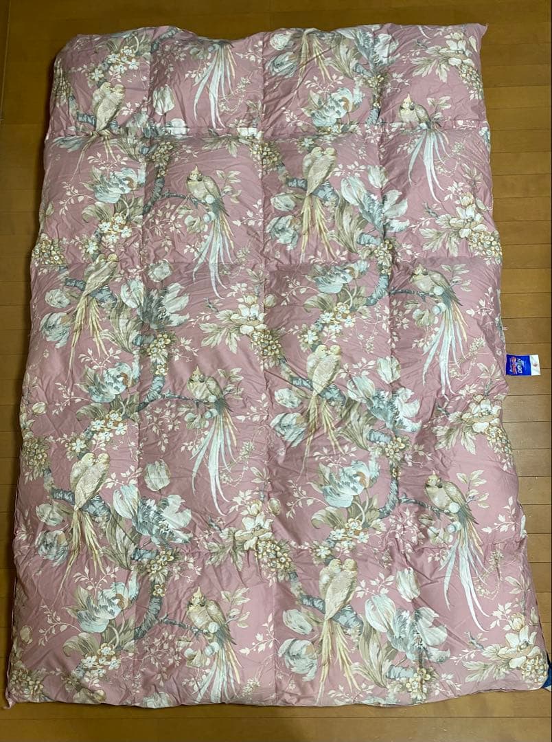 西川羽毛掛け布団 シングル 花柄　 ダウン95% フェザー5%充填物1.3㎏