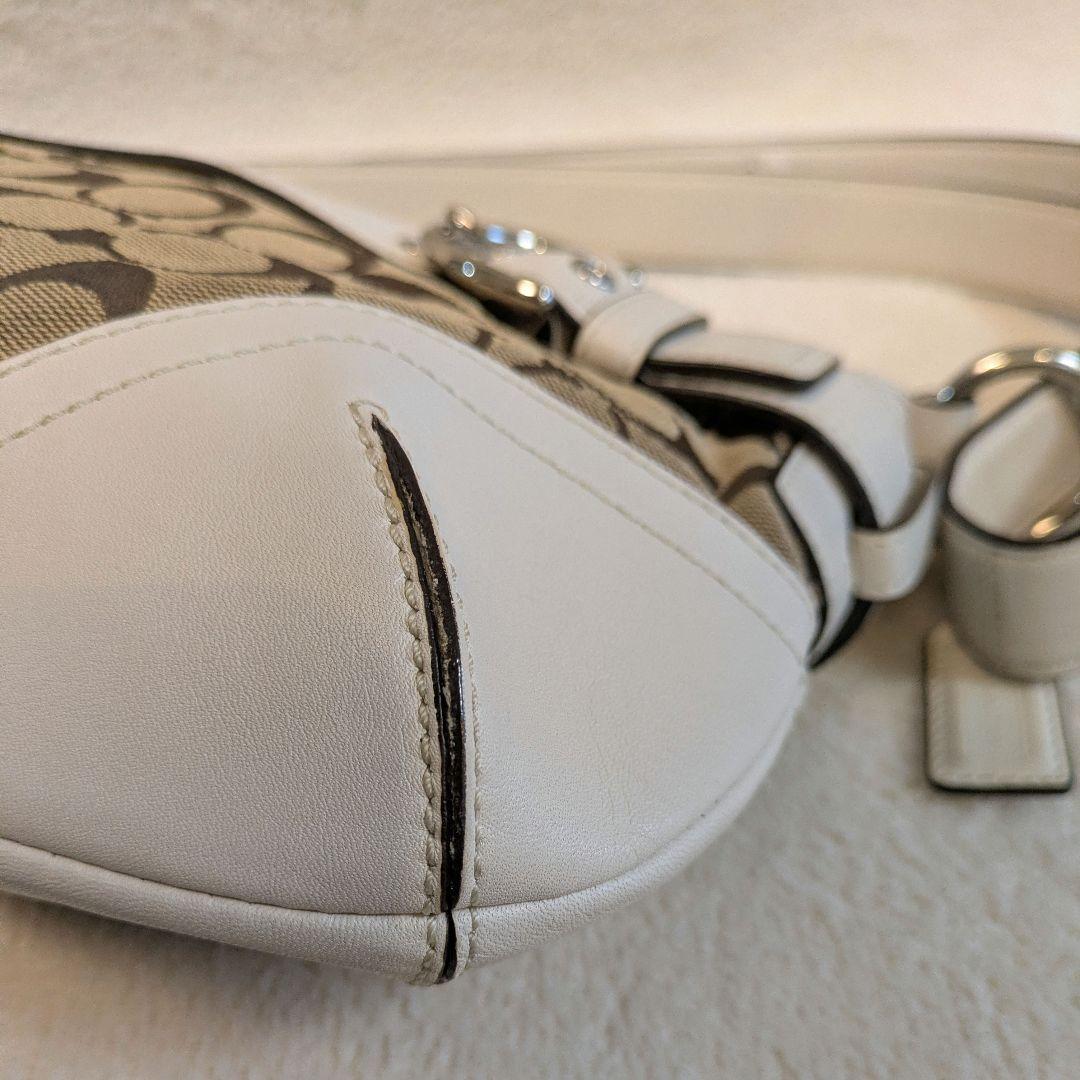 COACH Shoulder Bag Signature WHITE コーチ