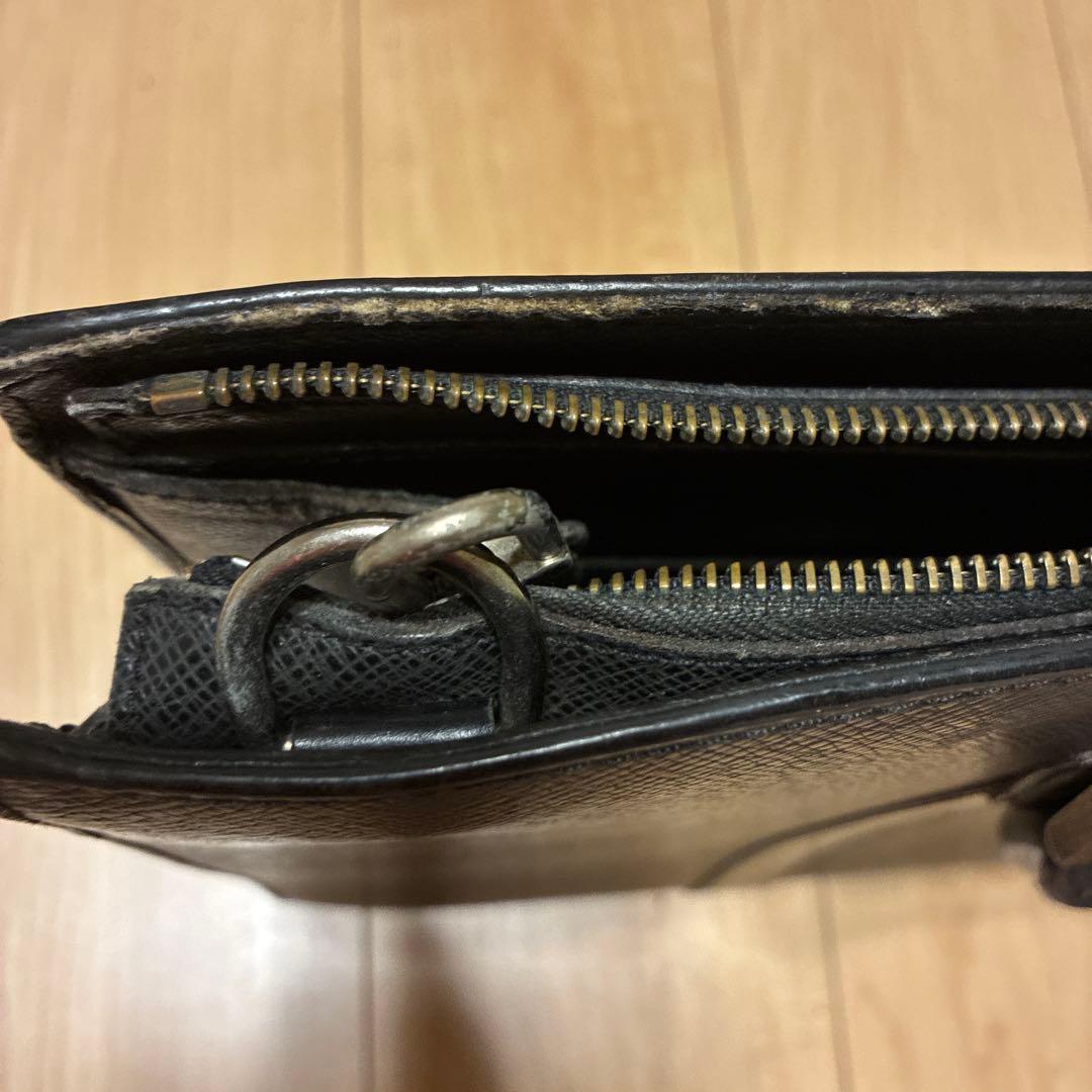 値下げしました！ルイ・ヴィトン　ビジネスバッグ 黒 シンプル