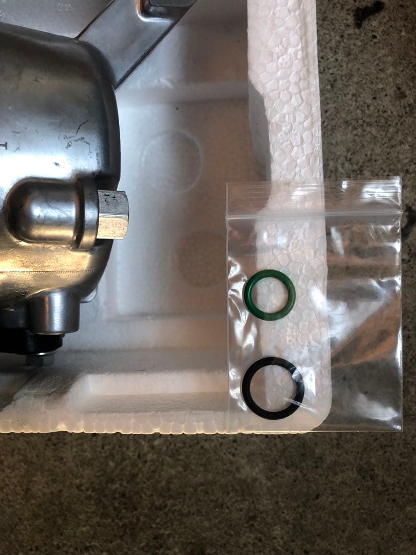 ☆未使用社外品☆ダイハツ ミラ L275S エアコンコンプレッサー