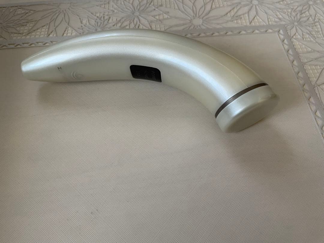 【値下げ】エステツイン LV 美顔器 専用ジェル付き エステ店取り扱い商品