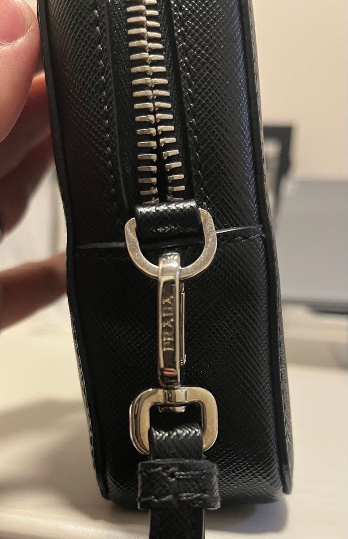 極上品　プラダ　クラッチバッグ　サフィアーノトラベル　ギャランティカード　保存袋