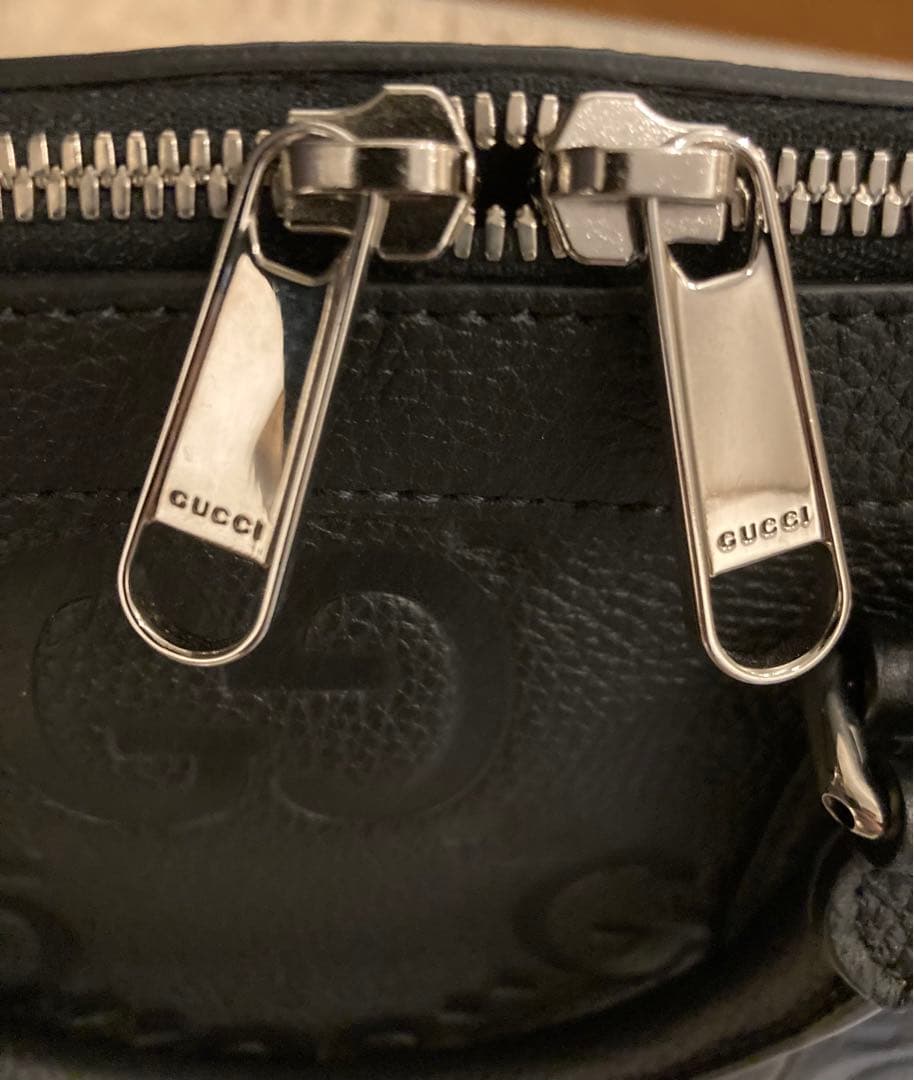 現行　グッチ　ブリーフケース