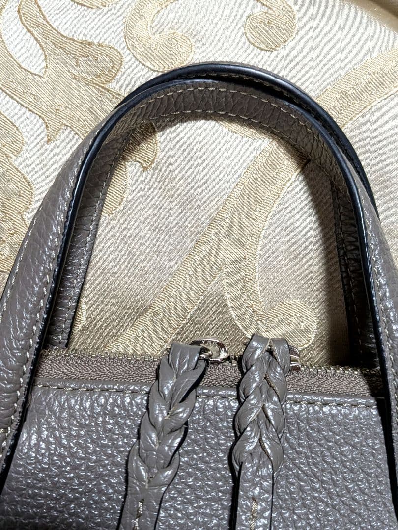 グレー ハンドバッグ