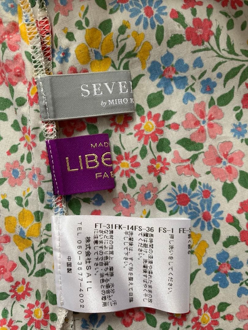 SEVEN TEN リバティプリントスカラップブラウス