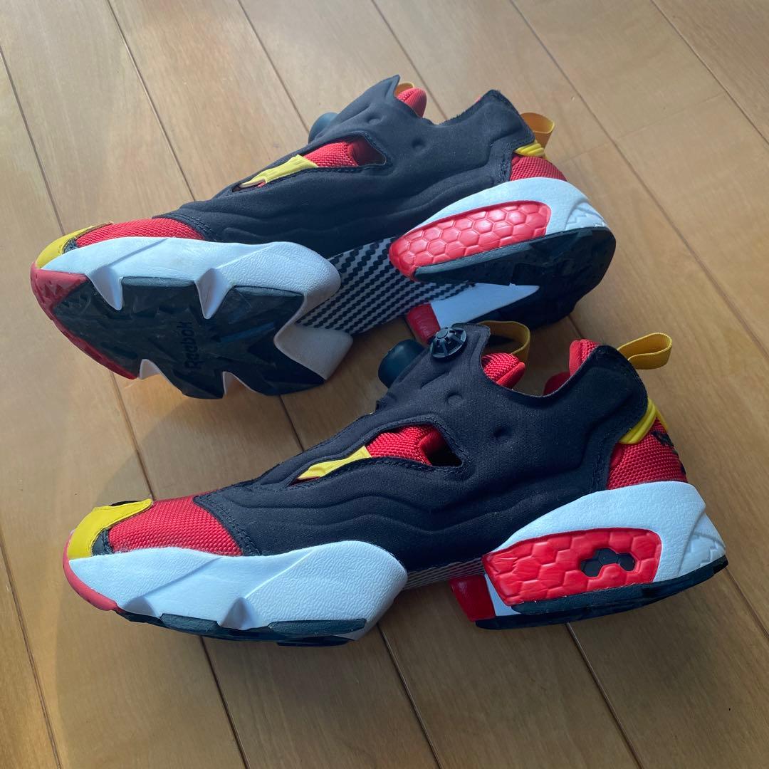 Reebok リーボック　インスタポンプフューリー　24cm