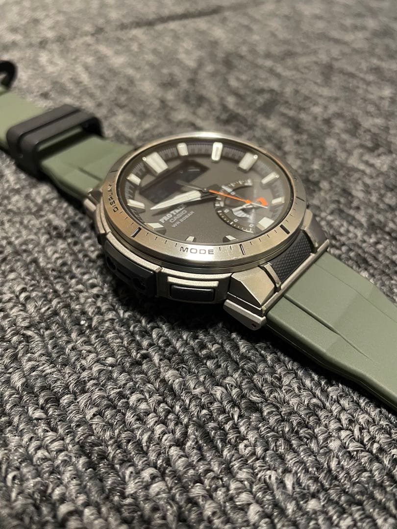 CASIO プロトレック PRW-70YT-7JF 新品ウレタンベルト仕様