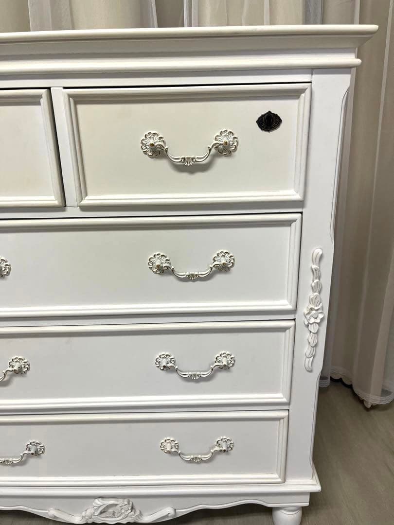 ロココ アンティーク キー付 フレンチ ホワイト チェスト