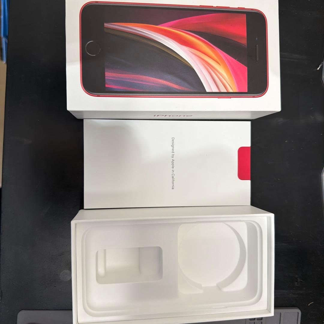 スマートフォン本体 iPhone SE2 128GB RED