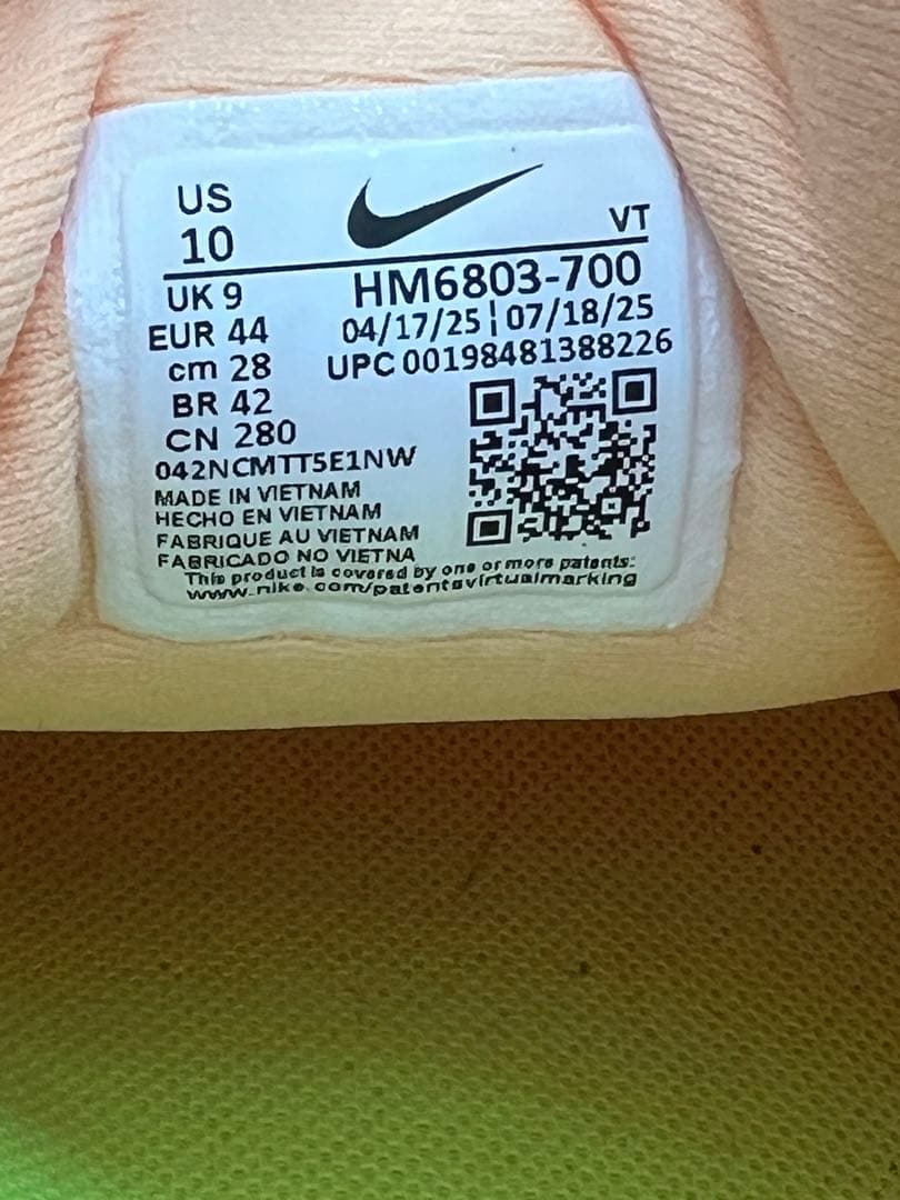 Nike ボメロ18 28.0ランニングシューズ ピーチオレンジ サイズ