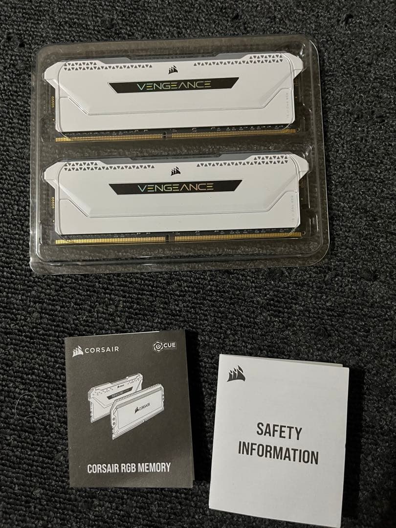 メモリー Corsair Vengeance RGB Pro SL 32GB