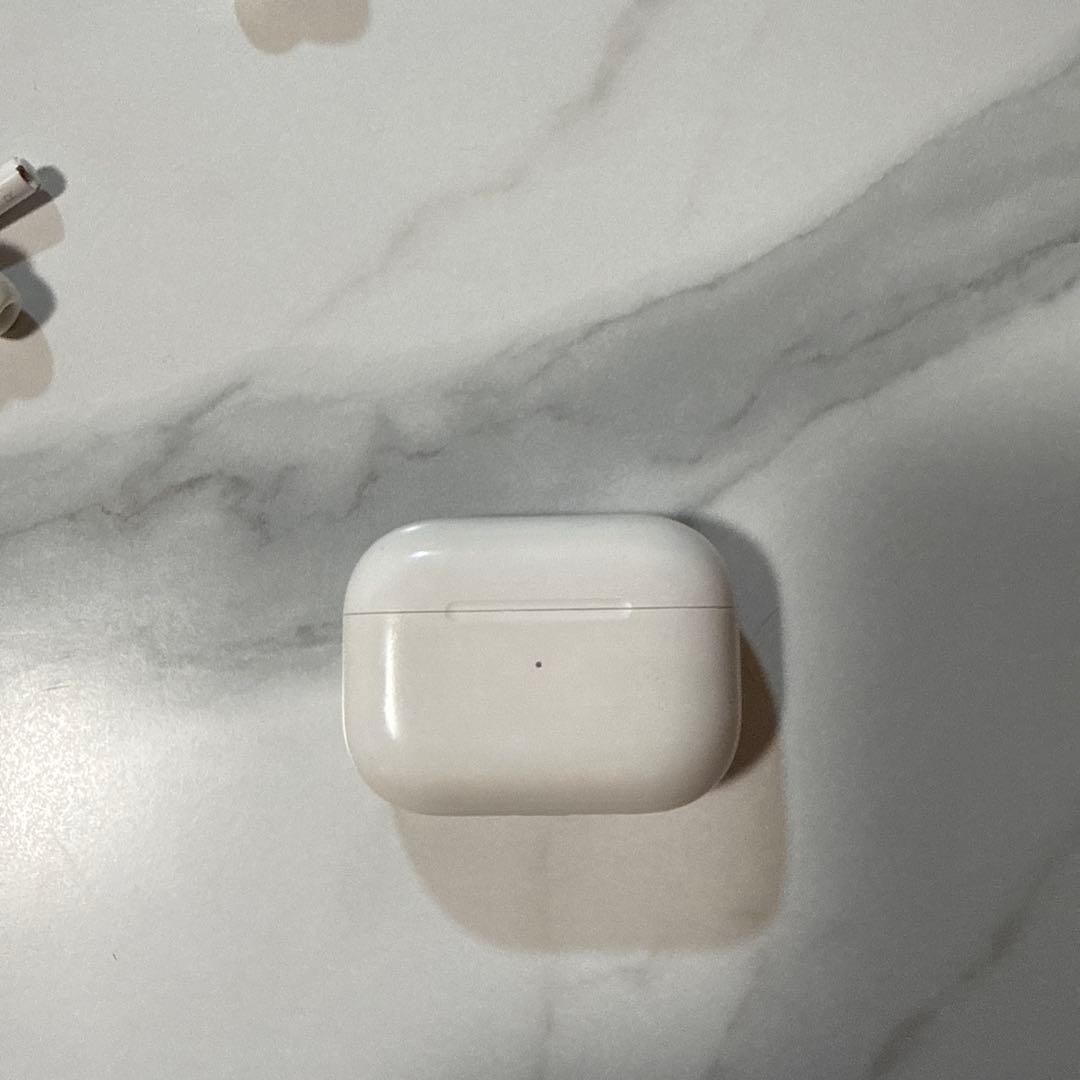 AirPods Pro 2 第二世代　Lightning