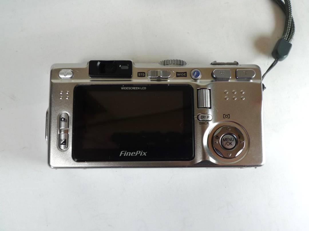 美品★Fujifilm FinePix F810 コンパクトデジタルカメラ動作品