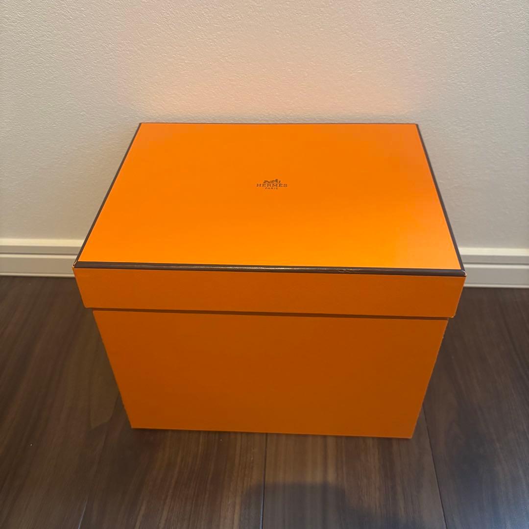 HERMES エルメス　ピコタンPM 空箱　ギフトボックス　オレンジボックス