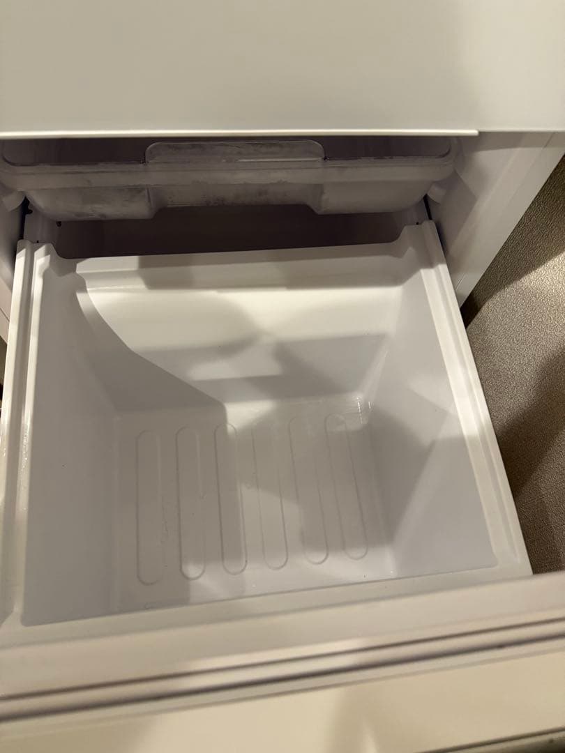 SHARP 冷蔵庫 一人暮らし 単身用 ガラスドア 高級 SJ-GD15H